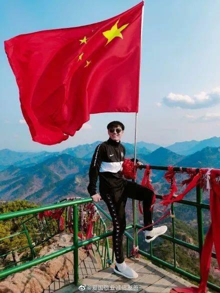 小猪佩奇玩躲避球2